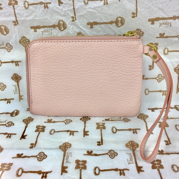 Fossil Pebbled Leather Tara Wristlet in Dusty Rose - Picture 3 of 6